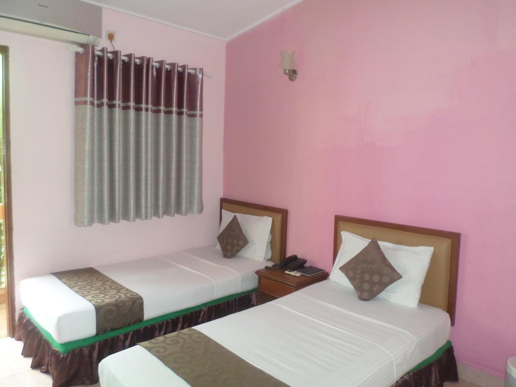 Skai Lodge Malé Chambre photo